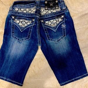 Miss Mes Womens 
Size 26 
JP6158M 
Bermuda 
Good condition